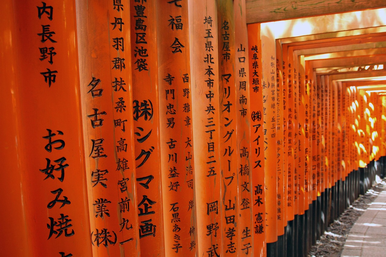 祐徳稲荷神社を訪れるツアーの魅力とは？